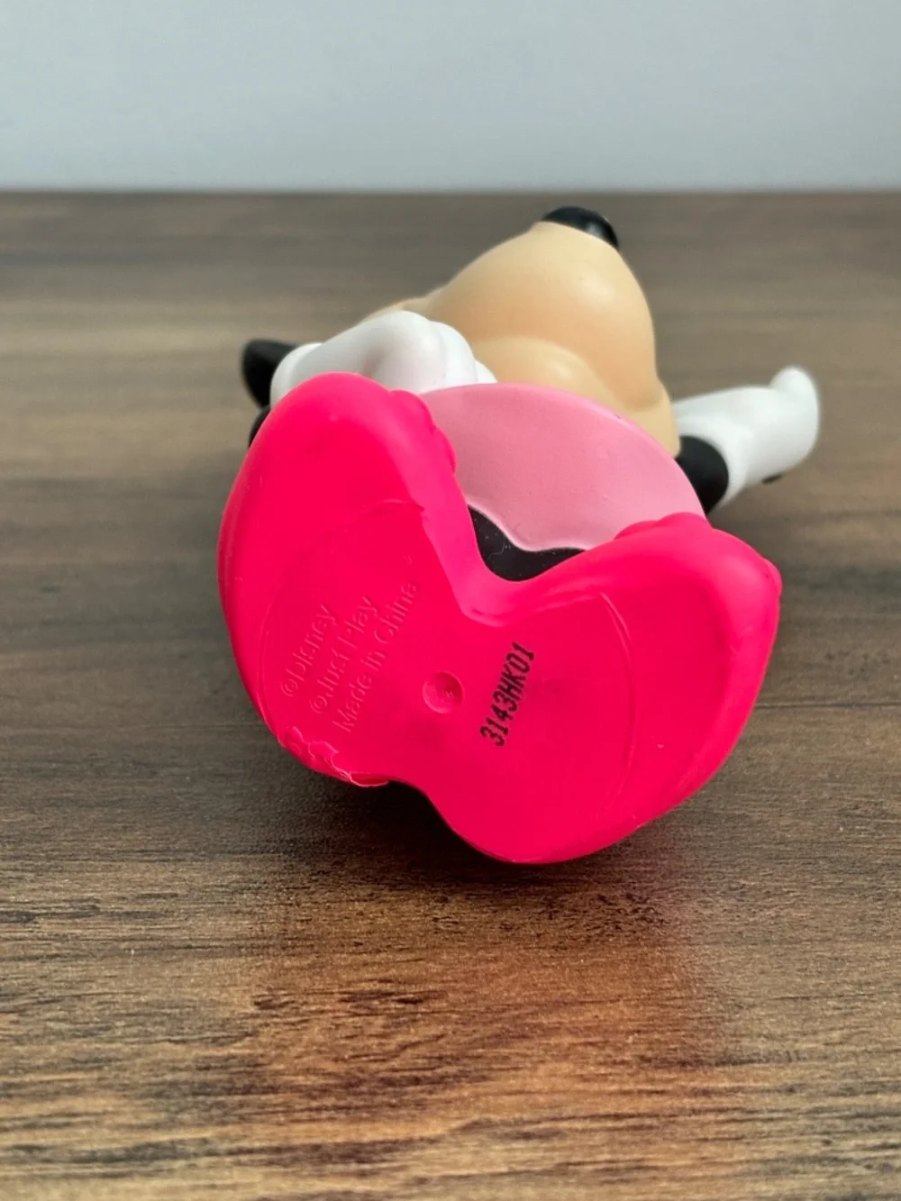 Disney Jr Minnie Mouse Waving Bath Toy Water Squirter Figure Cake Topper Pink